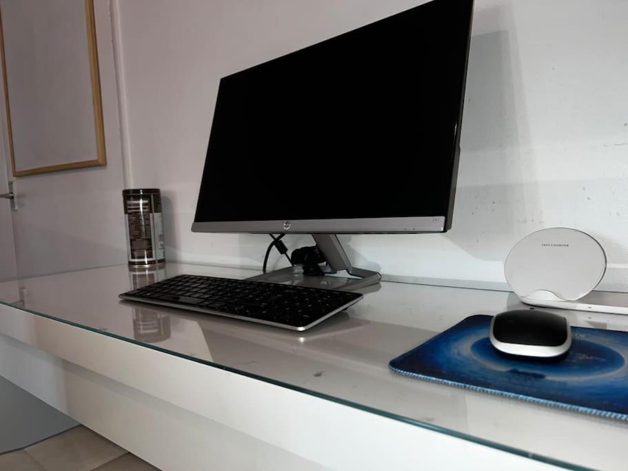 1-Bed Flat With Fast Wi-Fi In Prime Location 15Mins From Central London Exterior photo