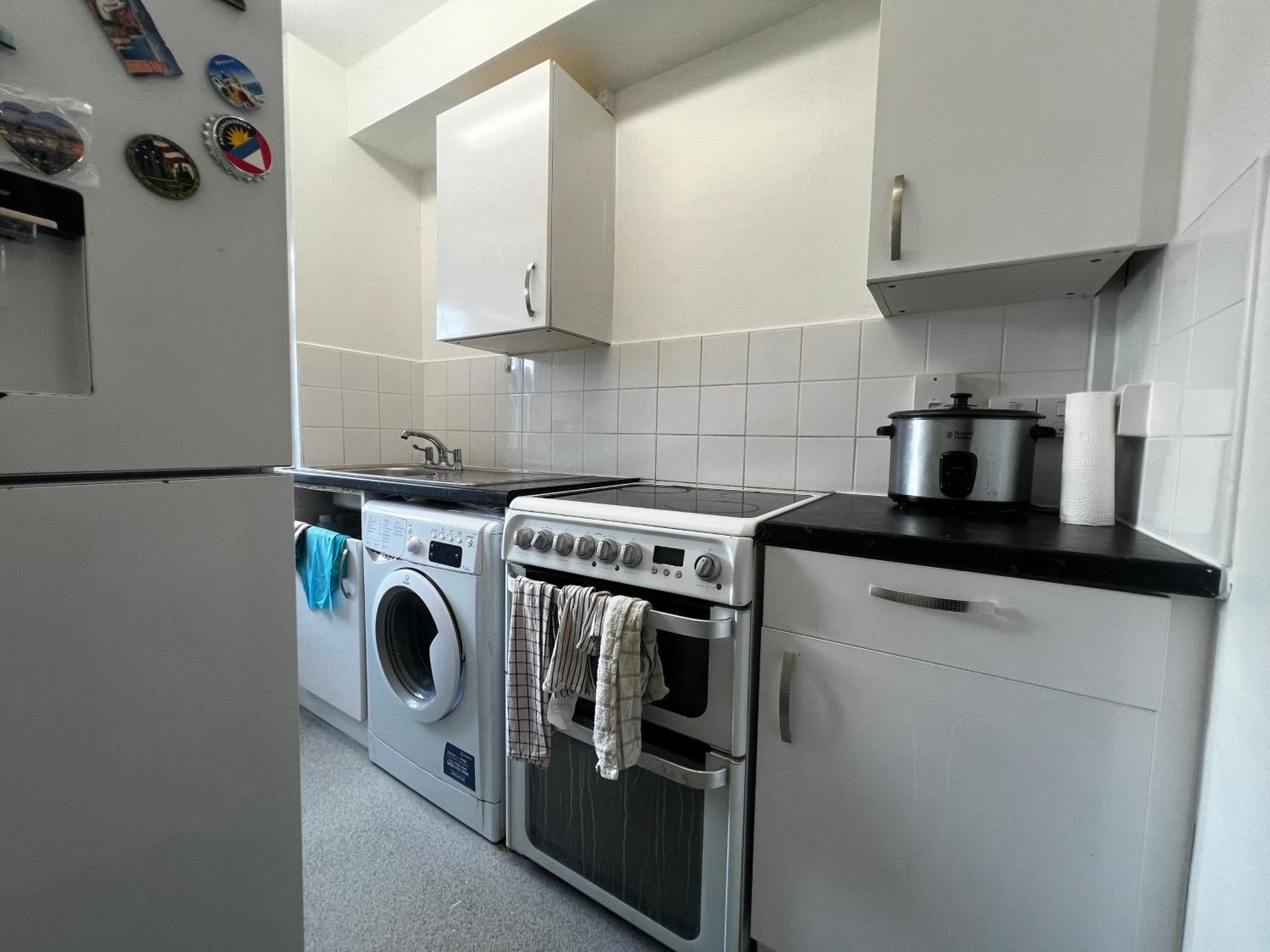 1-Bed Flat With Fast Wi-Fi In Prime Location 15Mins From Central London Exterior photo
